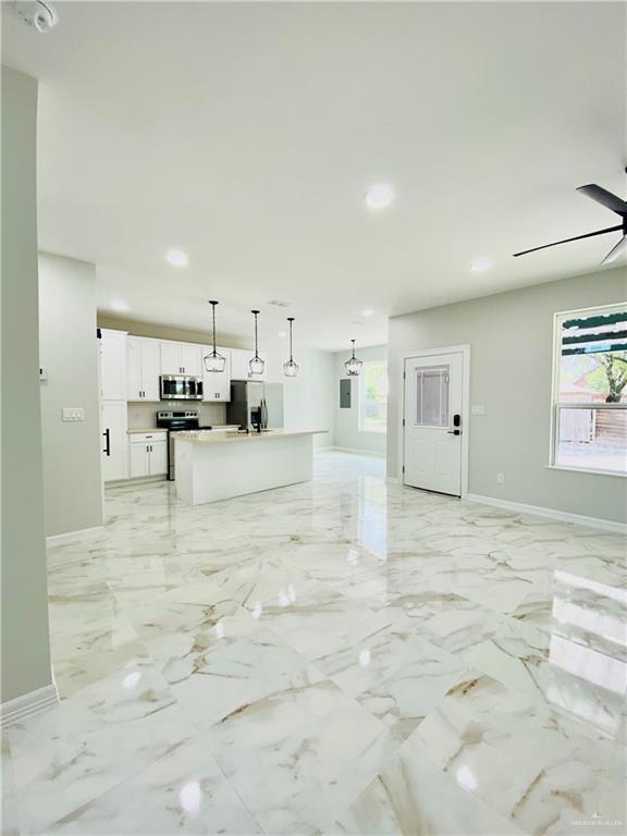 Foto del edificio - 5314 N Crown Point