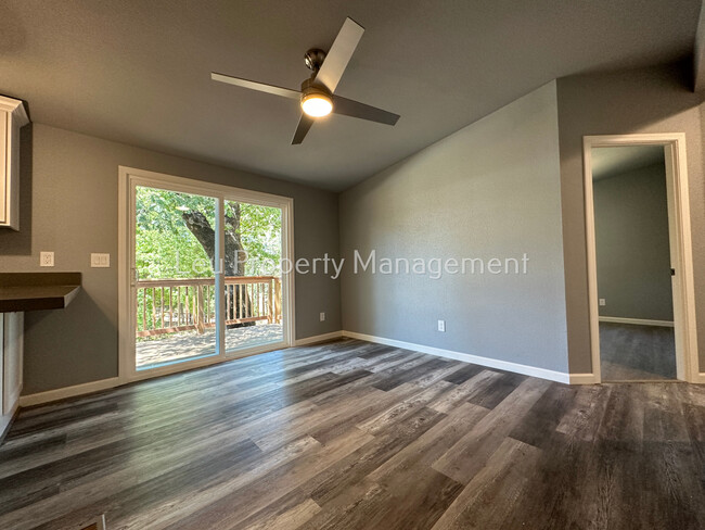 Building Photo - 2592 Caswell Rd