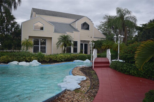 Foto del edificio - 3413 NW 44th St