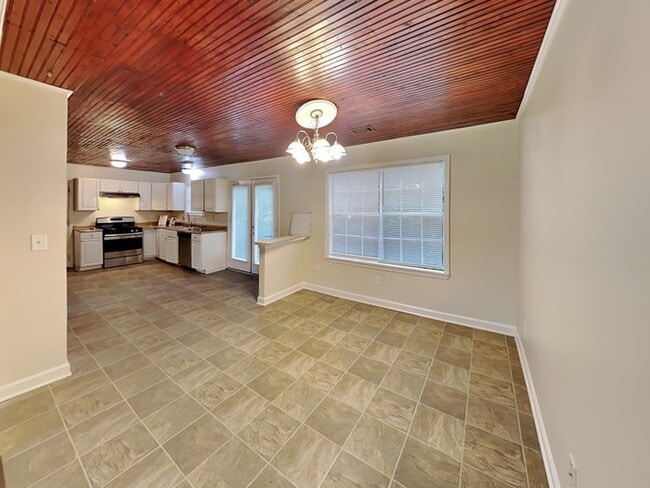 Building Photo - RECEIVE HALF OFF!! This house feels like h...