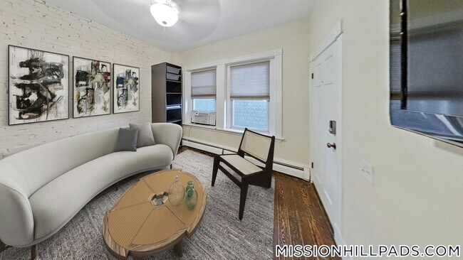 Building Photo - 2 Carmel St