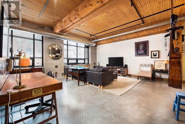 Building Photo - 68 Broadview Ave