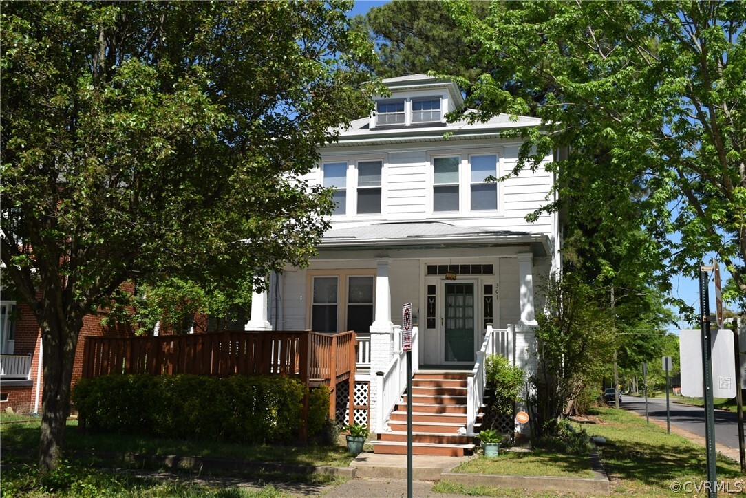 Primary Photo - 301 W 30th St