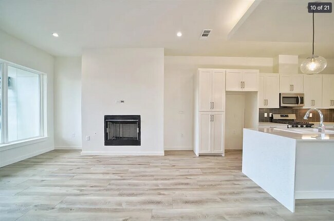 Foto del edificio - 313 College Ave