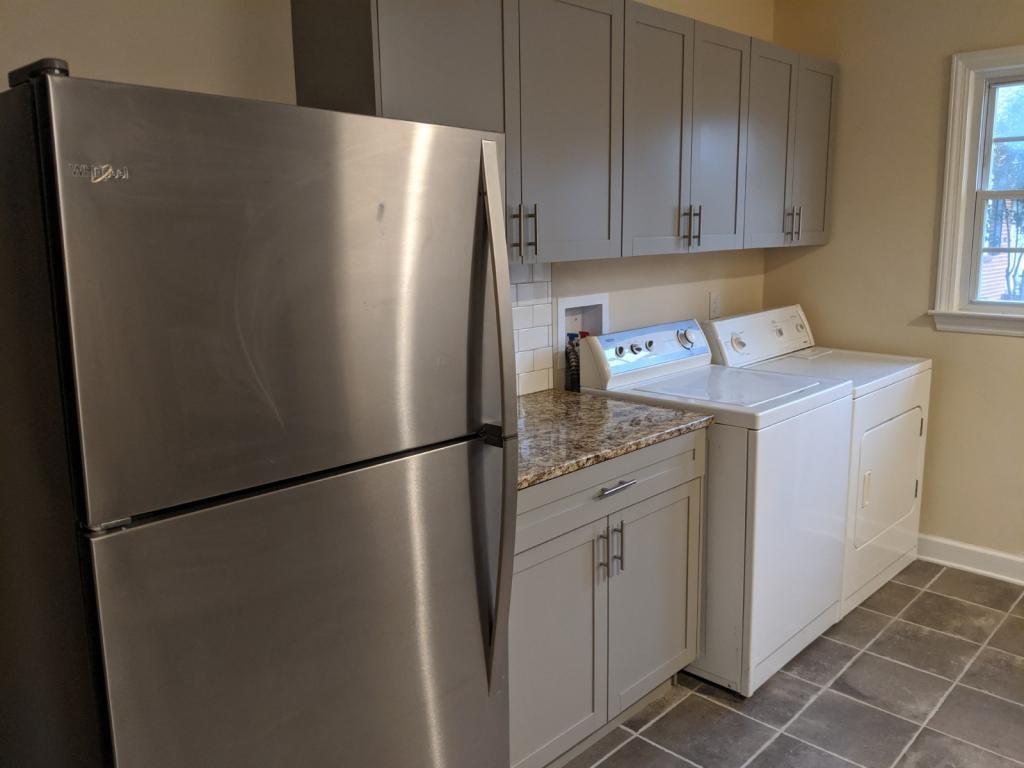 Foto principal - 304 East Lake Dr