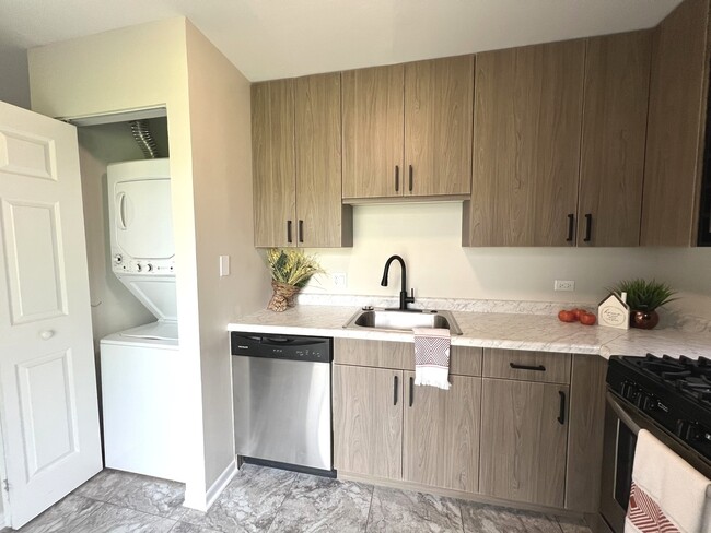 Foto del edificio - 546 E Shag Bark Ln