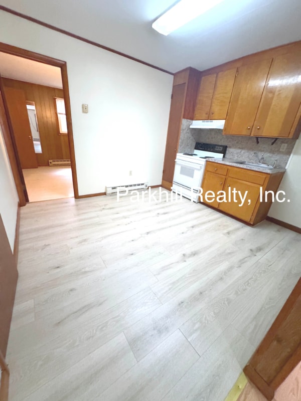 Foto del edificio - 20 Oakwood Dr