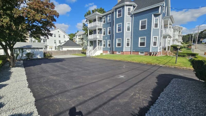 Building Photo - 70 Weston St