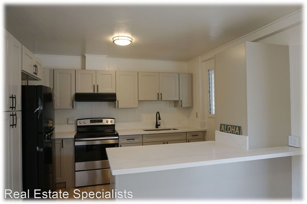 477 Kaumakani St, Honolulu, HI 96825 House Rental in Honolulu, HI