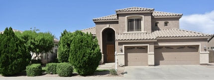 Building Photo - 672 W Raven Dr