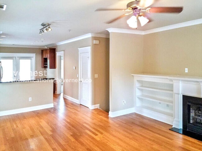 Building Photo - 1428 Olden Ln