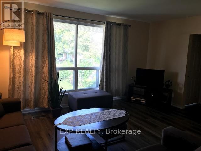 Building Photo - 46 Autumn Blvd