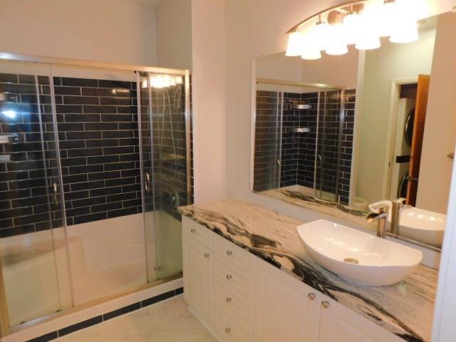 Foto del edificio - 1755 Liberty Ln