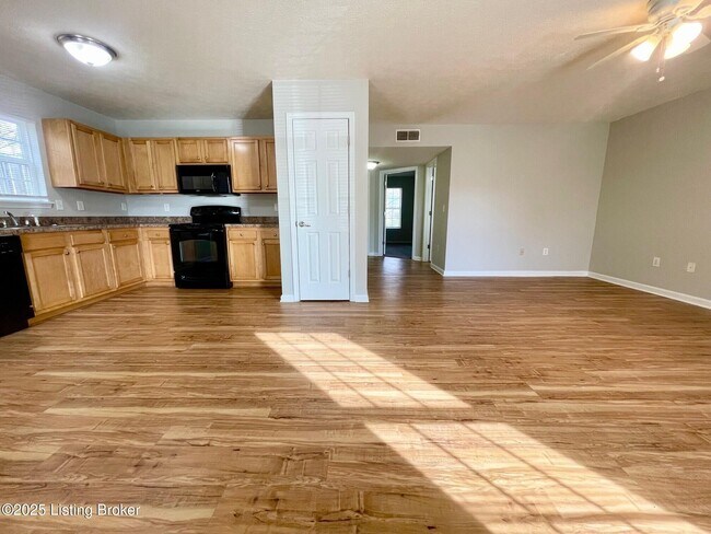 Foto del edificio - 6701 Crawford Crossing Pl