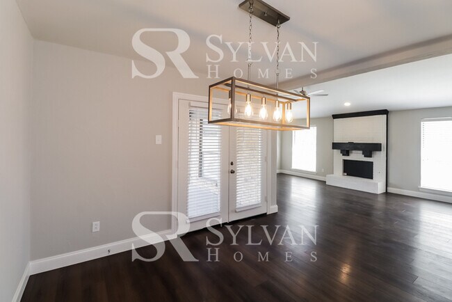 Foto del edificio - Life Just Got Better!