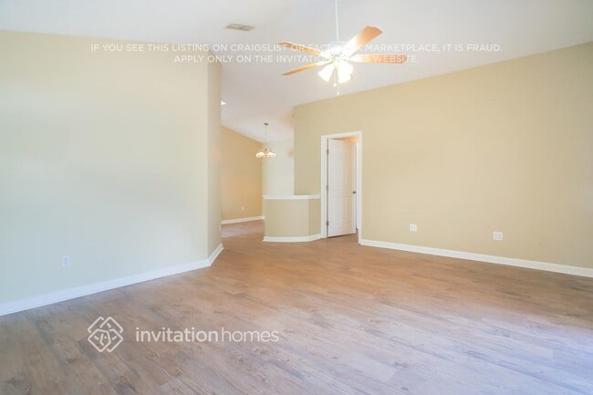 Building Photo - 6087 Alpenrose Ave