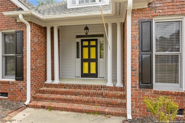 Foto del edificio - 2423 Cypress Lakes Rd