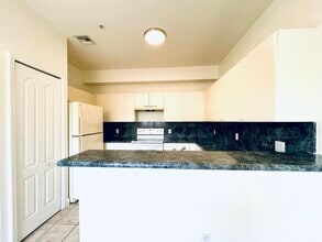 Building Photo - 1119 Shoma Dr