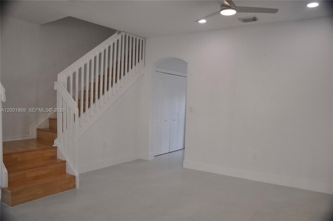 Foto del edificio - 8261 NW 107 Ct
