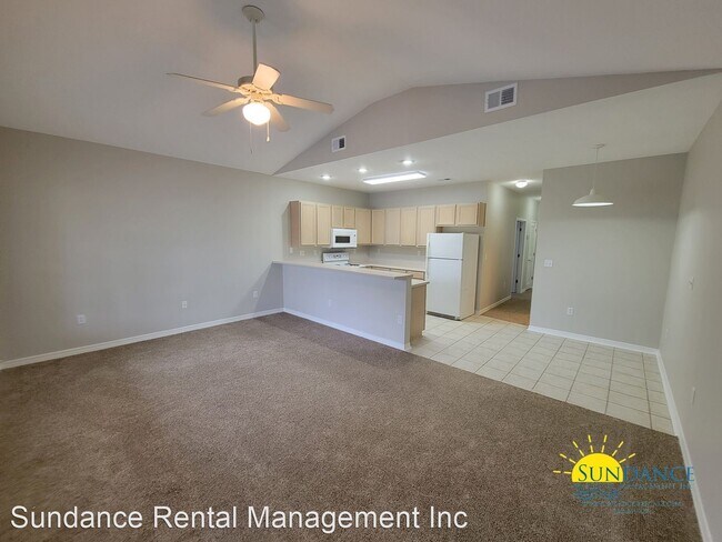 Foto del edificio - 2 br, 2.5 bath House - 108 Don Bishop Road...