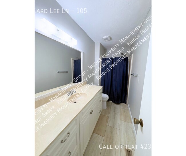 Foto del edificio - 8881 Millard Lee Ln