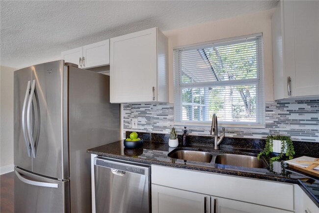 Building Photo - 4761 83rd Terrace