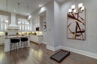 Building Photo - 2020 McGowen St