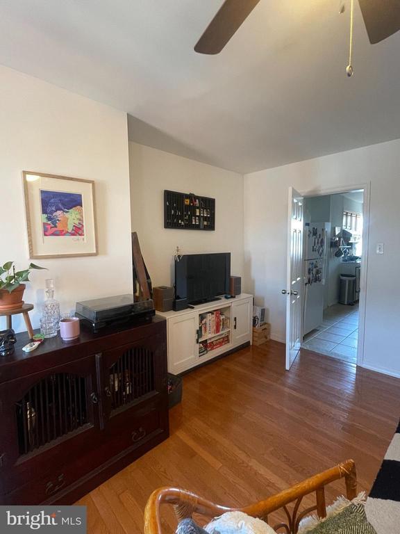 Foto del edificio - 1171 S 10th St