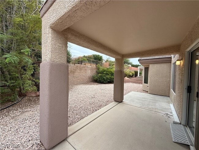 Building Photo - 2173 Point Mallard Dr