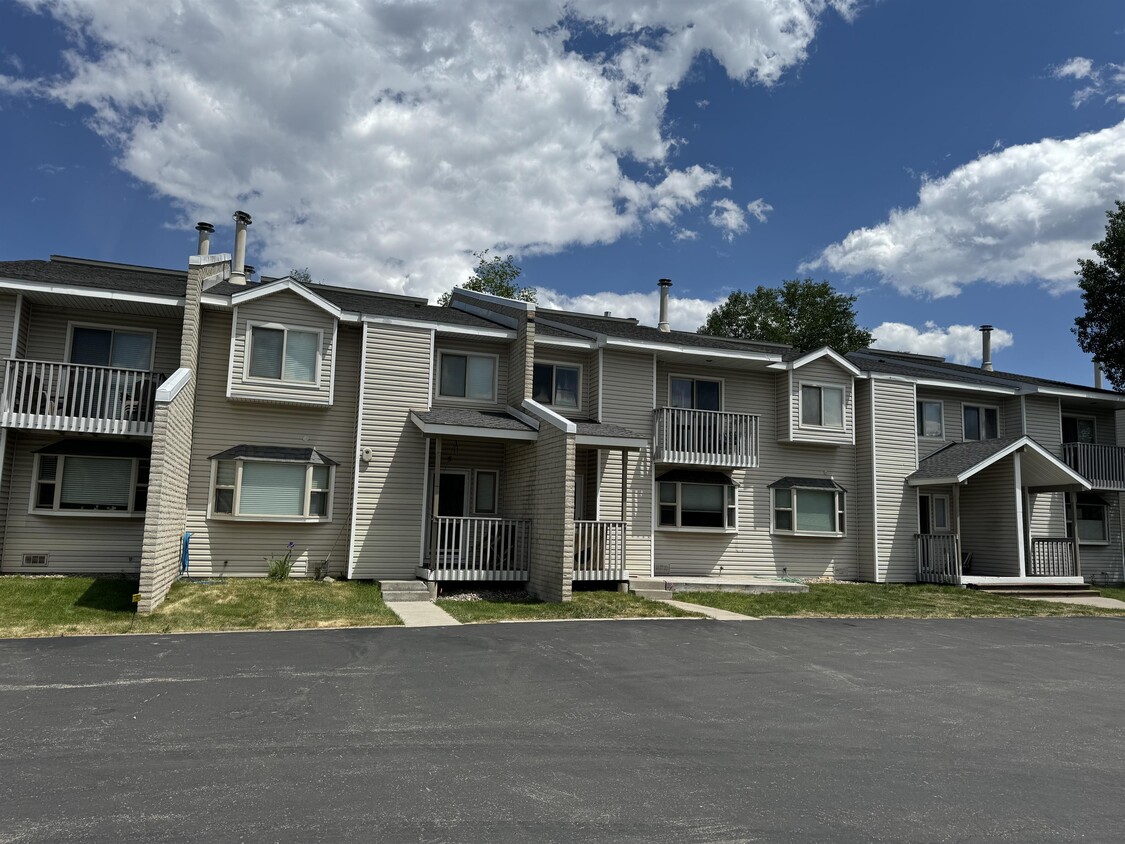 7 Jackpine Ct, Steamboat Springs, CO 80487 Townhome Rentals in