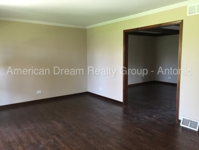 Foto del edificio - 38W647 Foxwood Street, St Charles, IL 60175