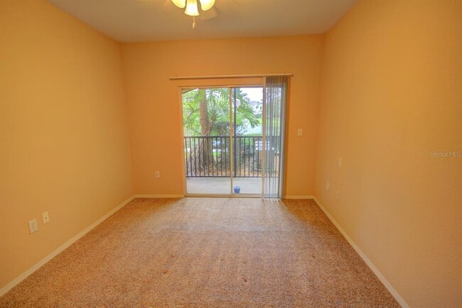 Building Photo - 10203 Courtney Palms Blvd