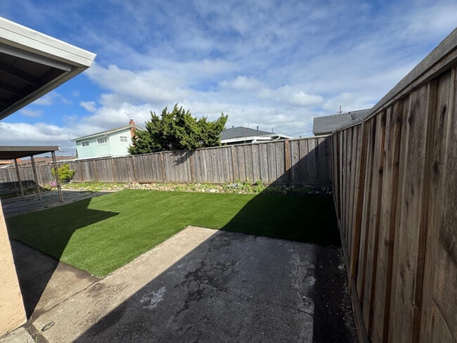 Foto del edificio - 14550 Acapulco Rd