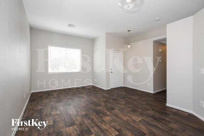 Foto del edificio - 2014 Heritage Ridge Ave