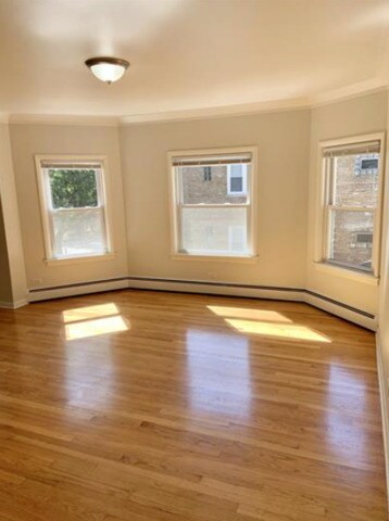 Building Photo - 4022 N Avers Ave