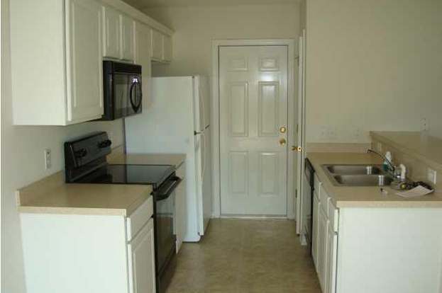 Building Photo - 10605 Wilderness Ln