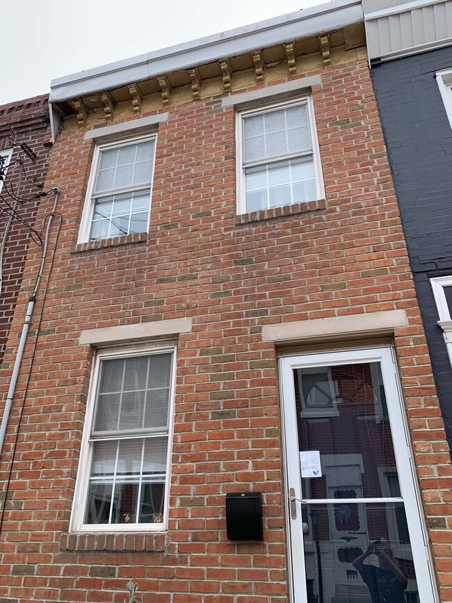Building Photo - 1464 E Wilt St