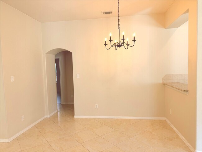 Building Photo - 29015 Davenport Dr