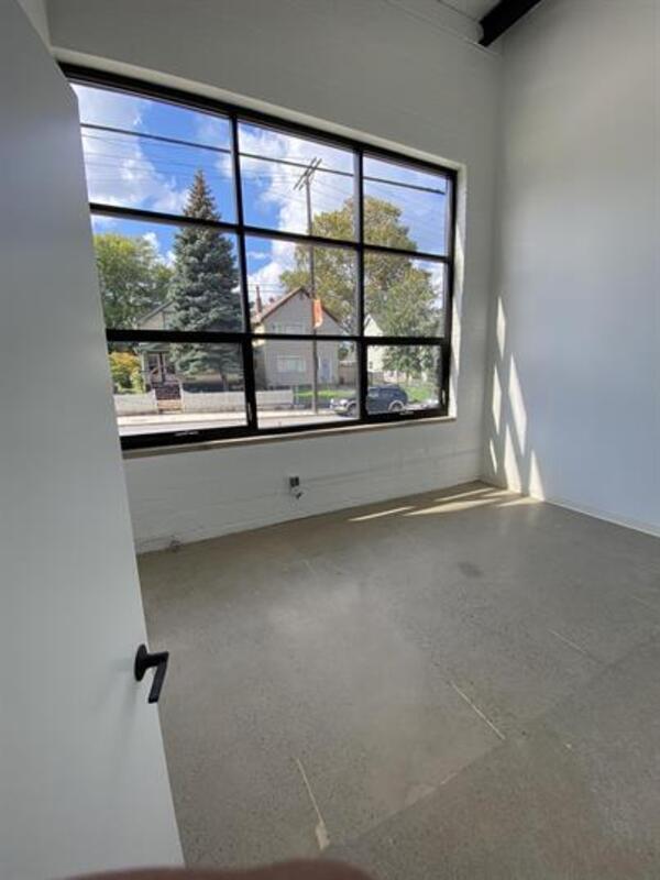 Building Photo - 2341 Scranton Rd