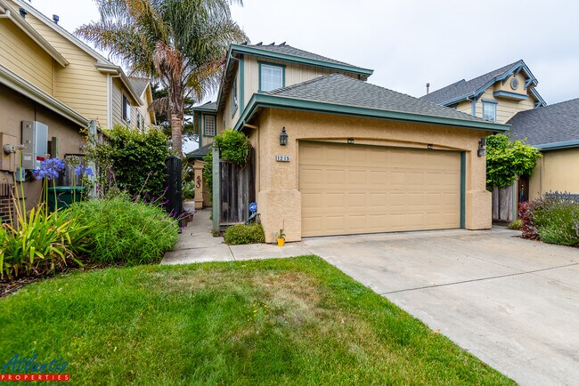Building Photo - 1215 Windward Ln