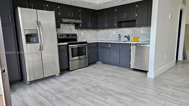 Foto del edificio - 8075 SW 107th Ave