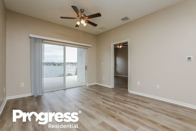 Building Photo - 4876 Waterside Pointe Cir
