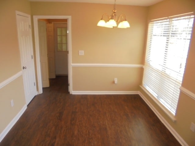 Foto del edificio - 92 Mosswood Ct