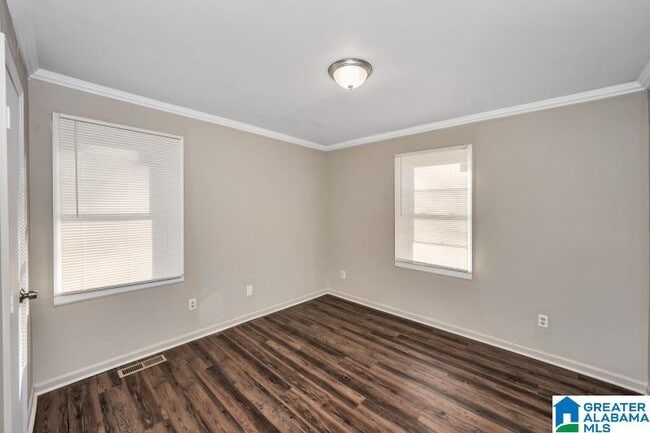 Building Photo - 50 Lakeside Dr