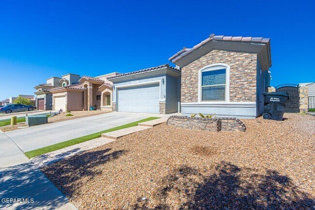 Building Photo - 13159 Wellington