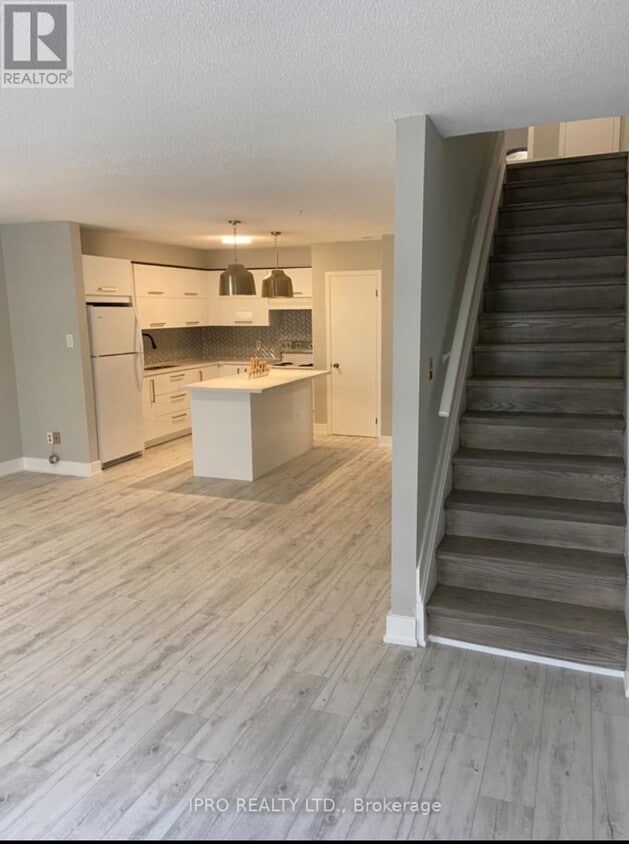 Photo principale - 4138 Dundas St W