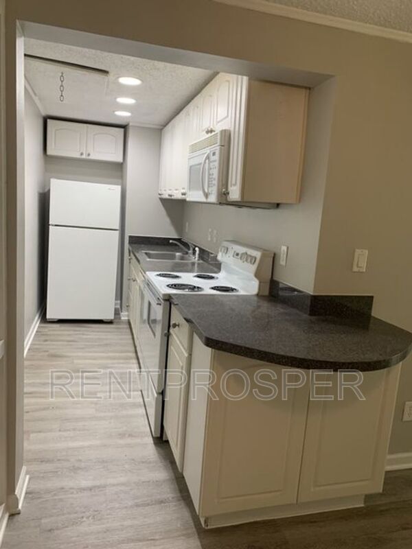 Building Photo - 4239 E Michigan St