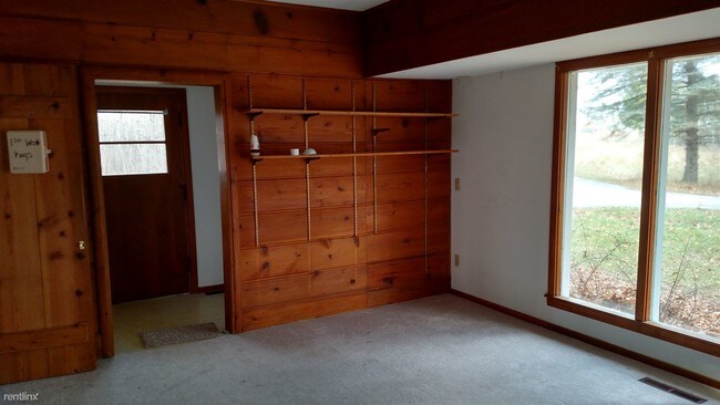 Building Photo - 510 E Remus Rd