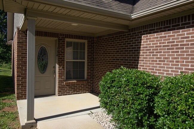 Foto del edificio - 134 Twin Lakes Dr
