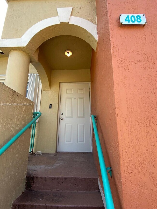 Foto del edificio - 7085 NW 173rd Dr